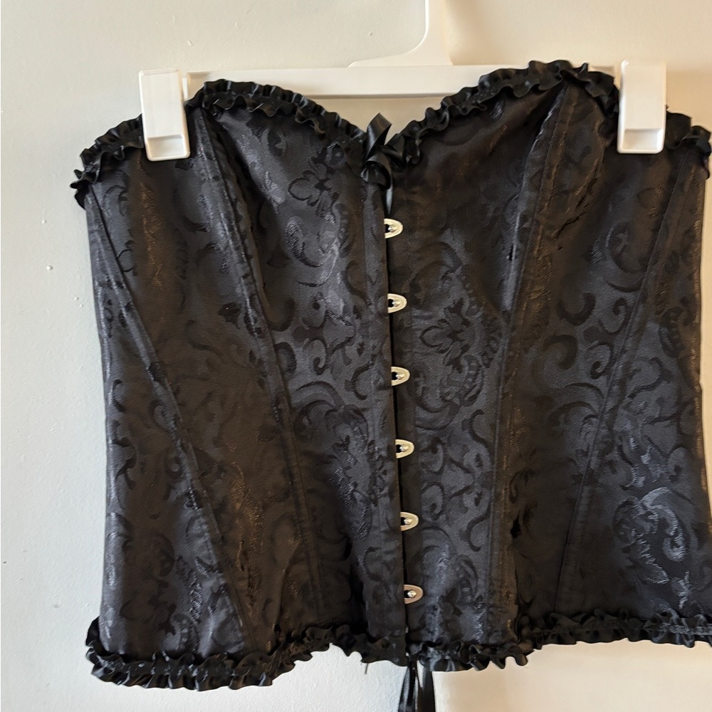 Black Sleeveless Bustier Blouse